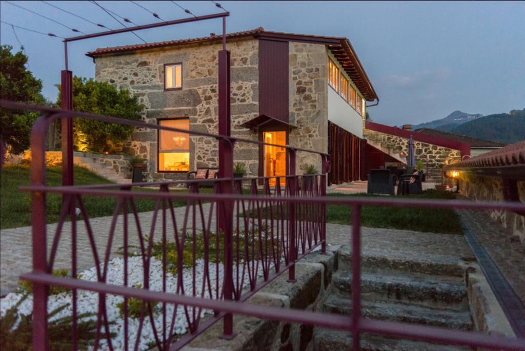 アルコス・デ・ヴァルデヴェス Quinta Do Cerqueiralヴィラ エクステリア 写真